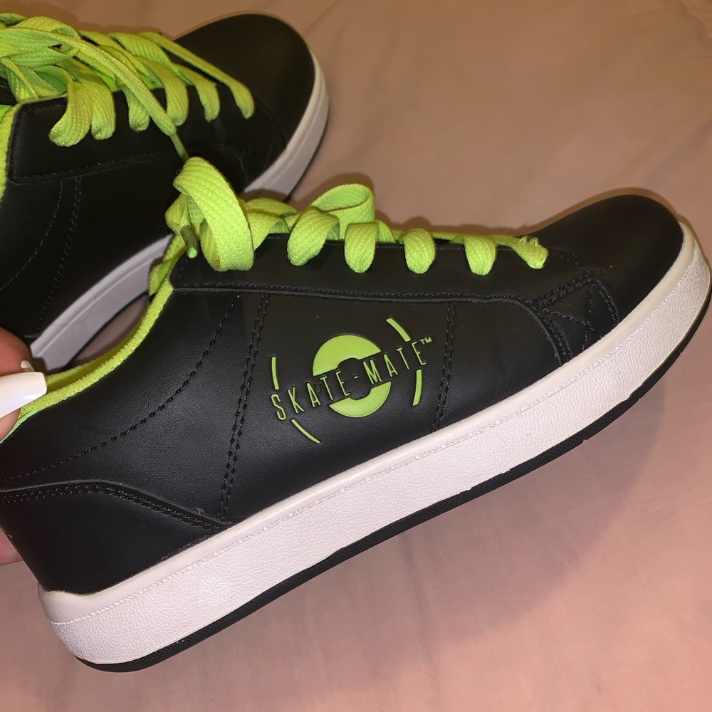 Skating Shoes